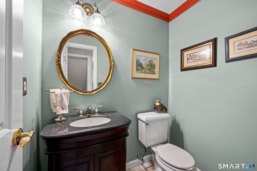 Come Invest in the newly listed spacious 5-bedroom, 3.5-bath - photo 11