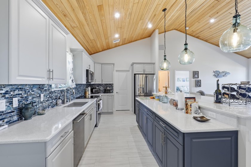 Welcome to your private oasis!! Built in 2022, this spectacular - photo 11