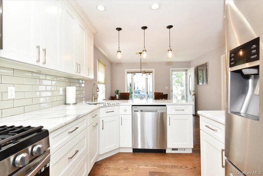 Welcome To 11 Glenda Drive In West Babylon! This Charming - photo 15