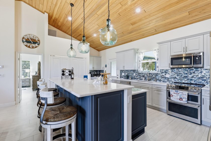 Welcome to your private oasis!! Built in 2022, this spectacular - photo 18