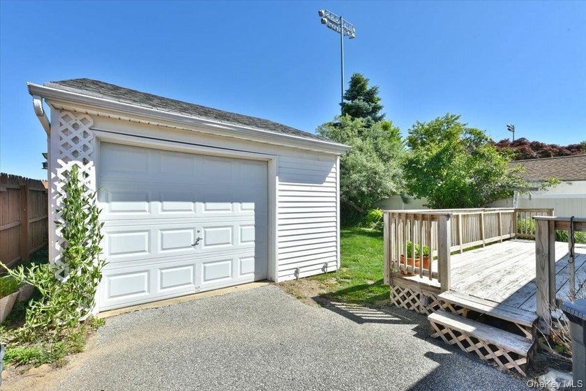 Welcome To 11 Glenda Drive In West Babylon! This Charming - photo 23