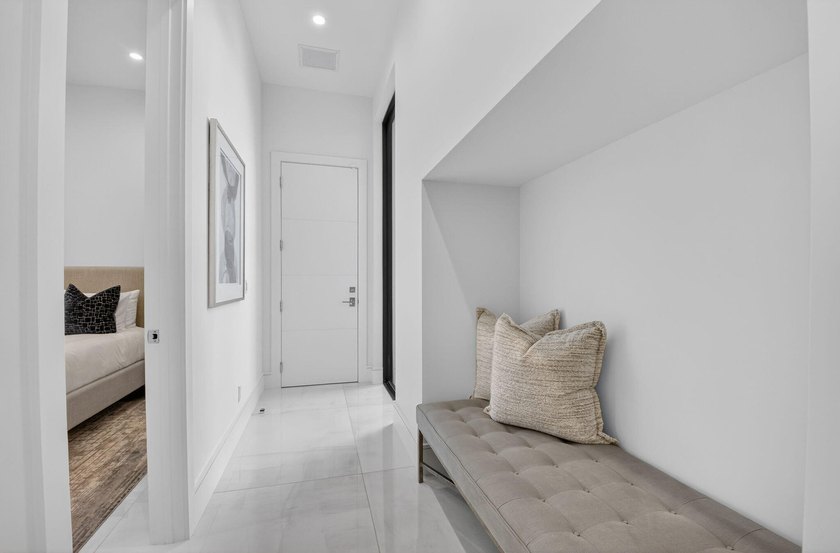 A rare opportunity to own a brand-new luxury 5 bedroom 5 1/2 - photo 34