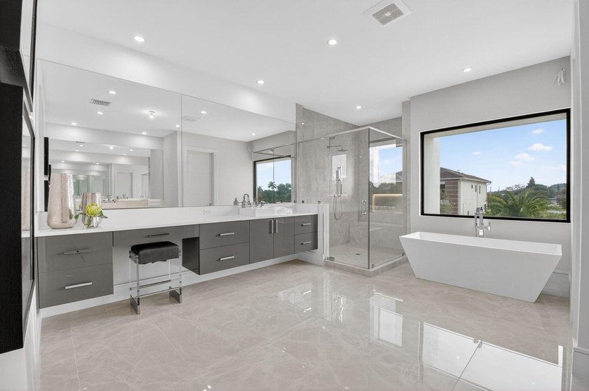 A rare opportunity to own a brand-new luxury 5 bedroom 5 1/2 - photo 54