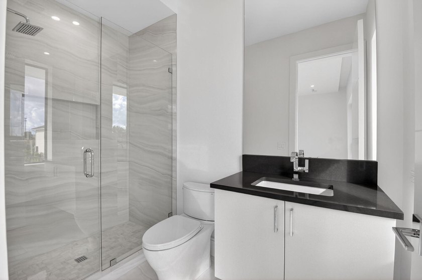 A rare opportunity to own a brand-new luxury 5 bedroom 5 1/2 - photo 60