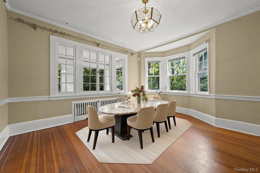 Classic Colonial Charm in a Picturesque warmth of Village Life! - photo 8