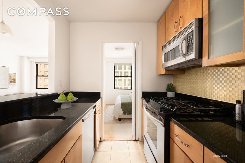 Bright and gracious, this two-bedroom, one-bathroom home offers - photo 3