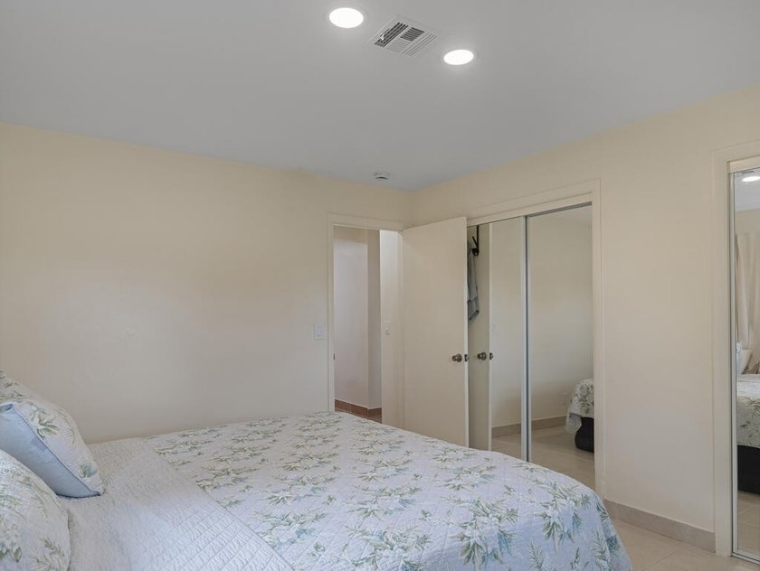 Beautifully renovated 3BR/2BA home on a landscaped corner lot - photo 22