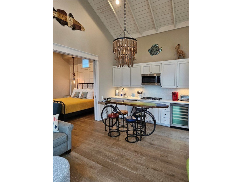 Nestled among 50 acres of protected dunes, Sunflower Luxury - photo 6