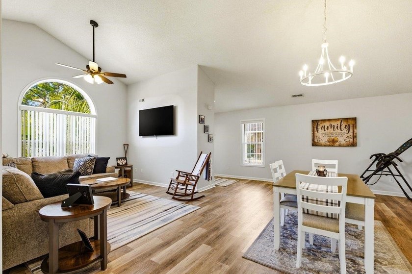 Discover this beautifully updated 3-bedroom, 3-bath - photo 11