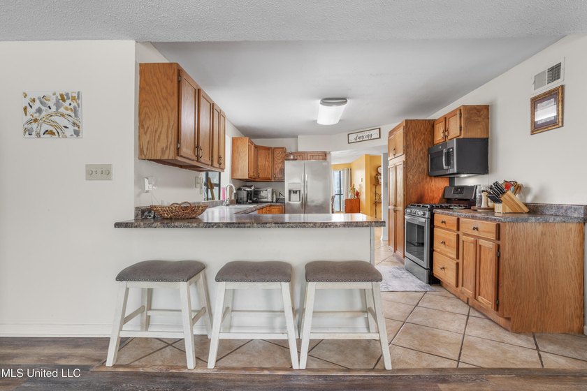 NEW PRICE!!! At $84/square foot; this is a DEAL OF A LIFETIME! - photo 11