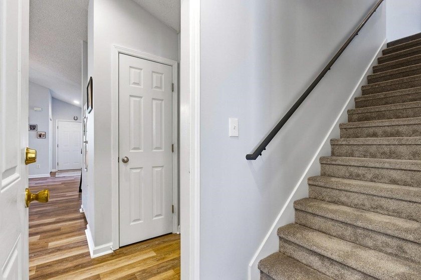 Discover this beautifully updated 3-bedroom, 3-bath - photo 26