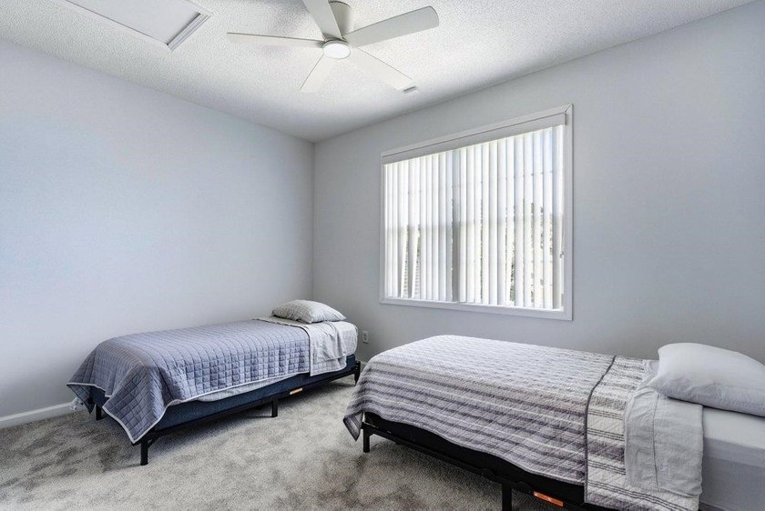 Discover this beautifully updated 3-bedroom, 3-bath - photo 28