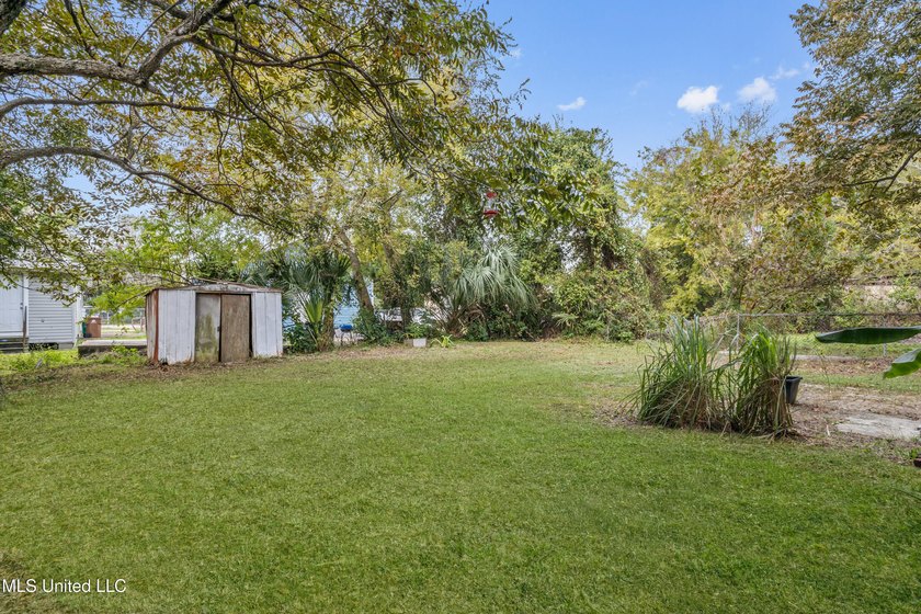 NEW PRICE!!! At $84/square foot; this is a DEAL OF A LIFETIME! - photo 36