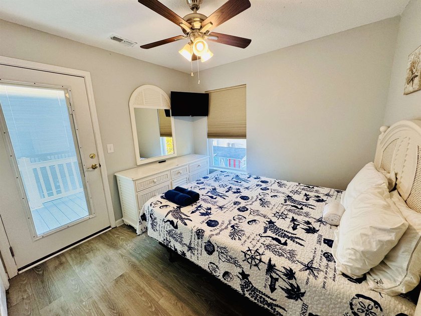 EXCELLENT INVESTMENT! RARE 7 BEDROOM OCEAN VIEW RAISED BEACH - photo 25