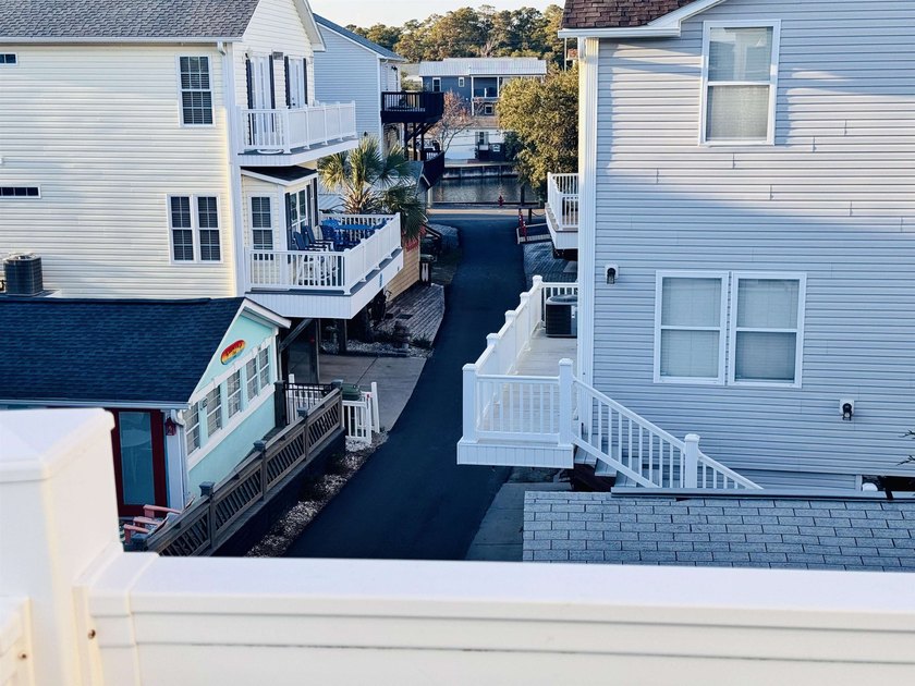 EXCELLENT INVESTMENT! RARE 7 BEDROOM OCEAN VIEW RAISED BEACH - photo 29