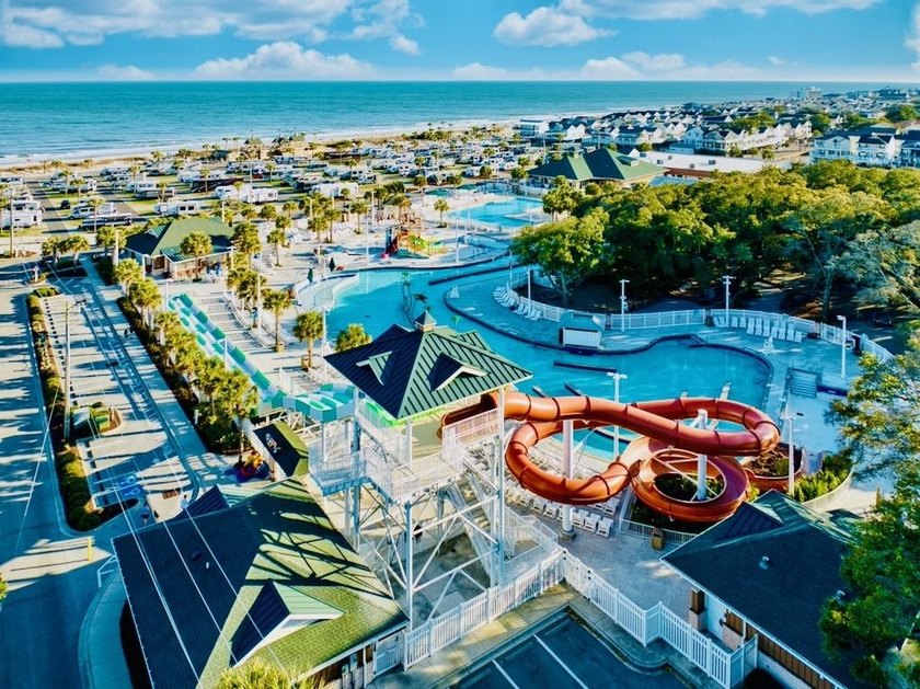 EXCELLENT INVESTMENT! RARE 7 BEDROOM OCEAN VIEW RAISED BEACH - photo 39