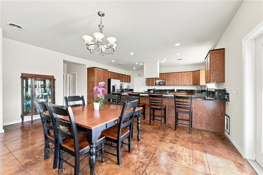 2260 Lakeshore - photo 17