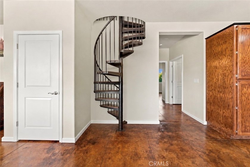 2260 Lakeshore - photo 26