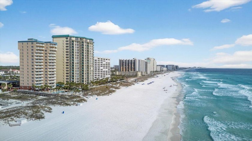 This PENTHOUSE ocean view condo will take your breath away! - photo 44