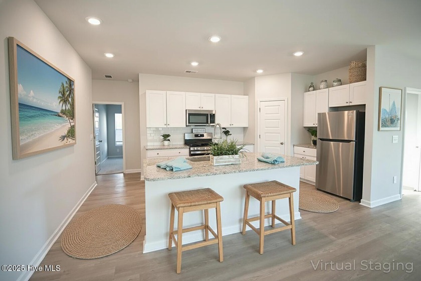 Location, Location, Location! This is THE ONE! Priced to sell - photo 17