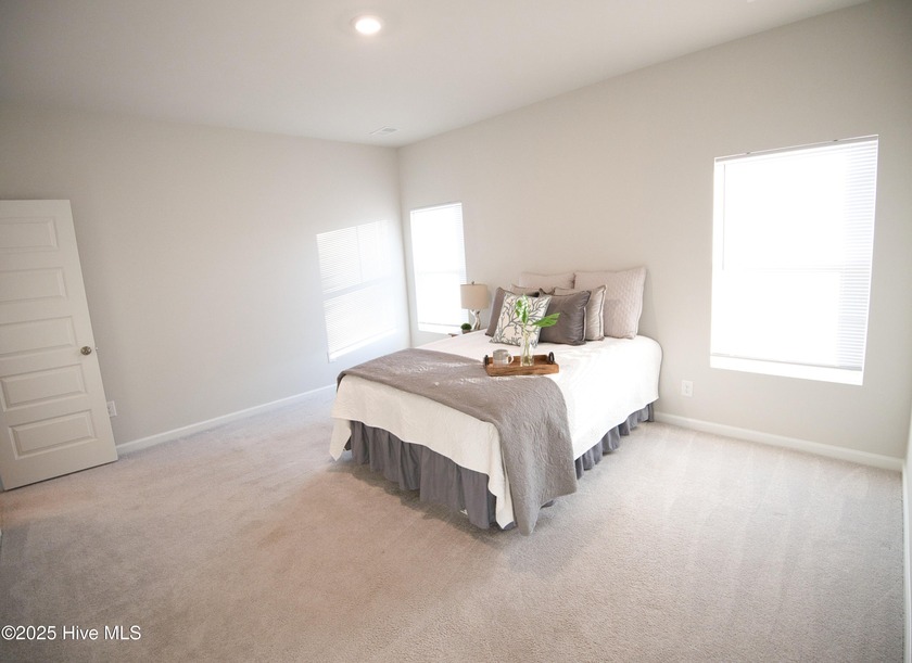 Location, Location, Location! This is THE ONE! Priced to sell - photo 20
