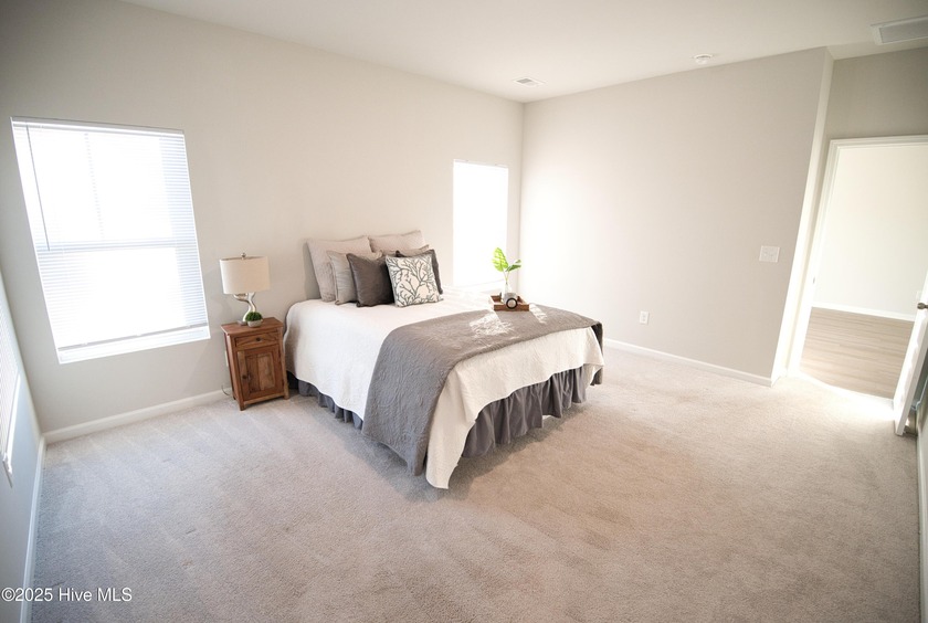 Location, Location, Location! This is THE ONE! Priced to sell - photo 21