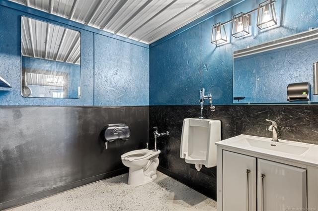 Positioned for visibility, access, and opportunity, Lula Pearl's - photo 26