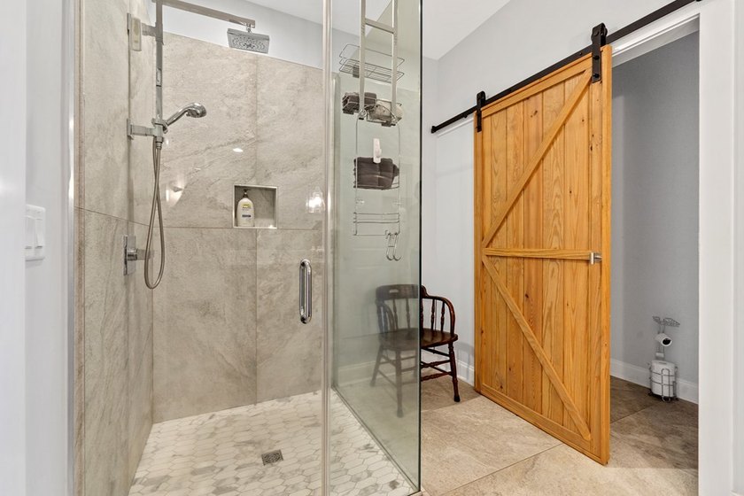 REDUCED PRICE! Welcome to this exceptional custom-built 3 - photo 28