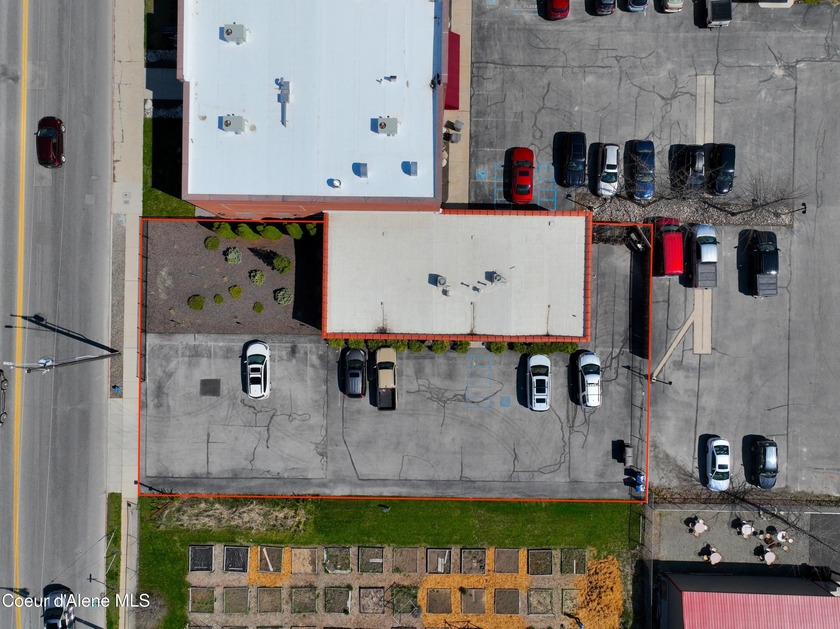 Introducing a prime commercial opportunity in the heart of - photo 7