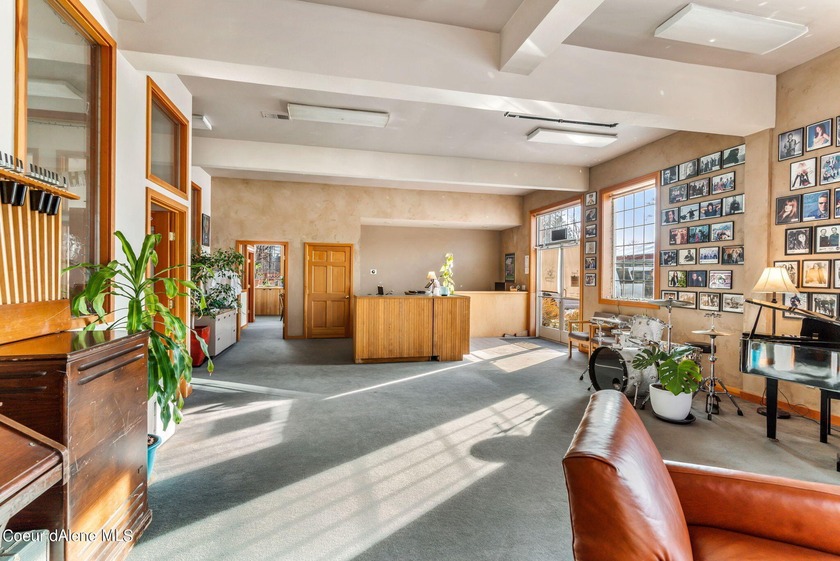 Introducing a prime commercial opportunity in the heart of - photo 10