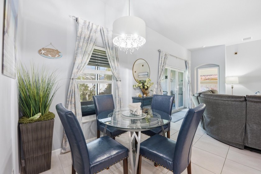 Discover this beautifully designed 3-bedroom, 3-bath home with a - photo 19