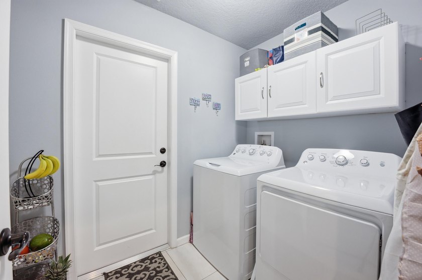 Discover this beautifully designed 3-bedroom, 3-bath home with a - photo 34