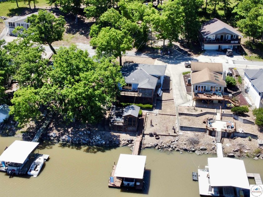 Located on a quiet cove on the Lake of the Ozarks in a very - photo 14