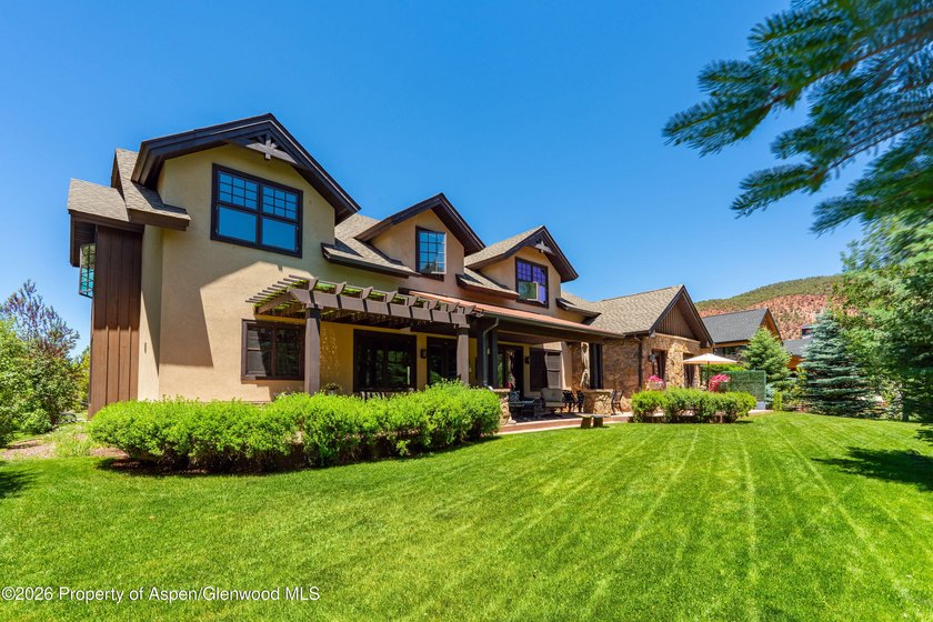 Impeccably crafted by Janckilla Construction and meticulously - photo 33