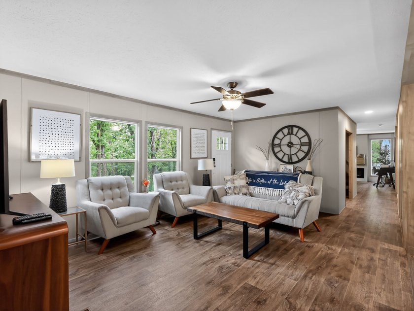 Unique opportunity to own two adjacent lake-area properties in - photo 16