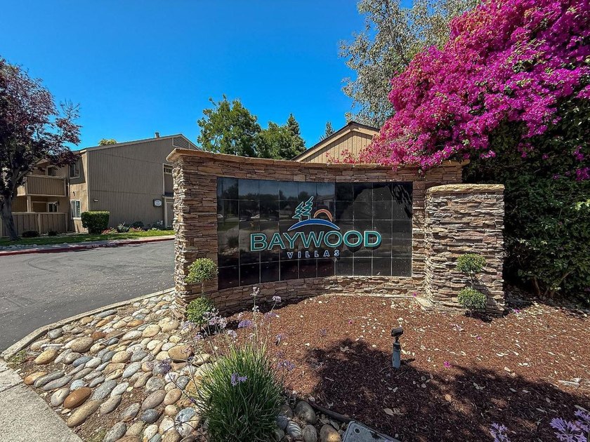 The condo has just been fully remodeled with a newly updated - photo 32