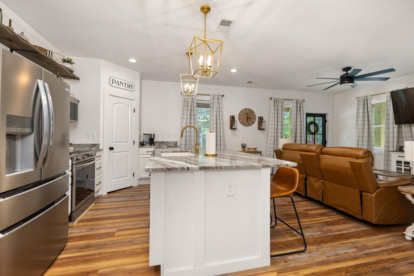 Welcome to this beautifully designed 3BR/2BA barndominium - photo 42