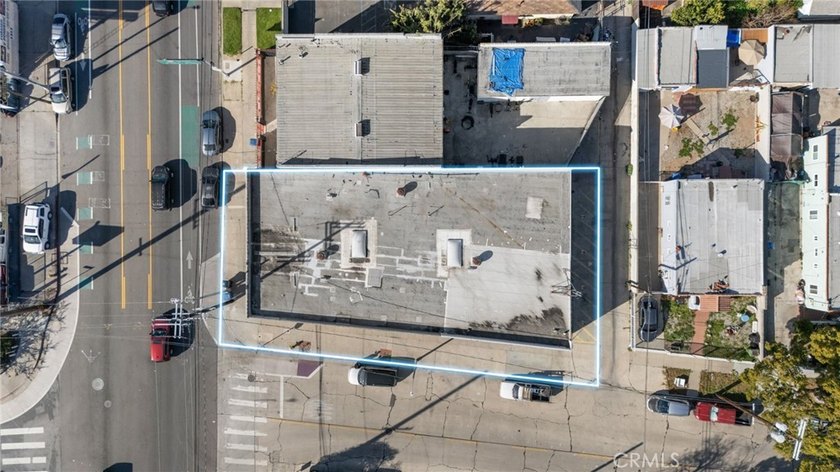 FANTASTIC LOCATION!!! One block east of CA 110 fwy, just blocks - photo 45