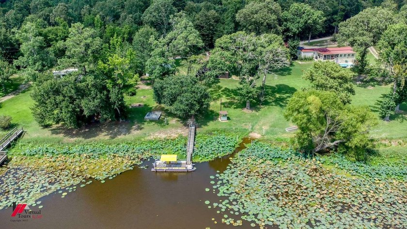 Toledo Bend lakefront home. Near Circle Drive marina. Central - photo 6