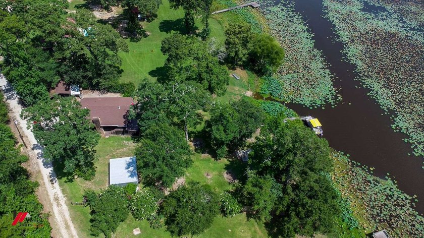 Toledo Bend lakefront home. Near Circle Drive marina. Central - photo 7