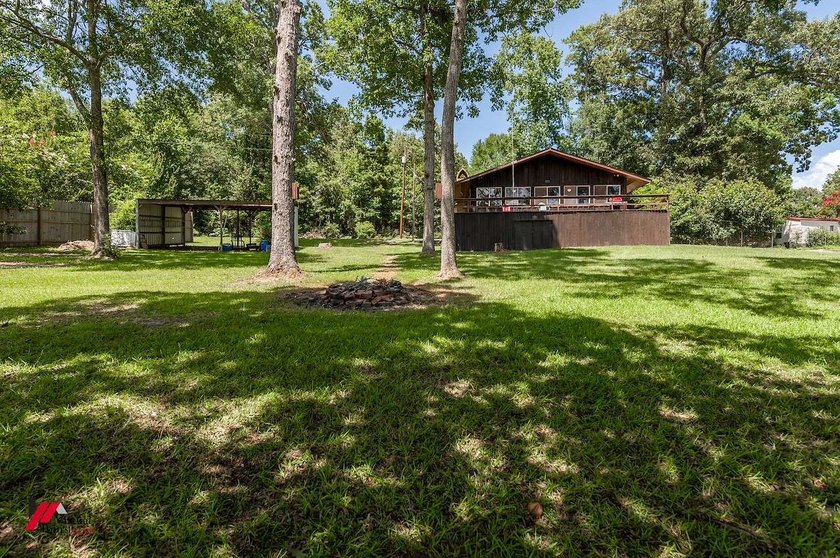 Toledo Bend lakefront home. Near Circle Drive marina. Central - photo 10