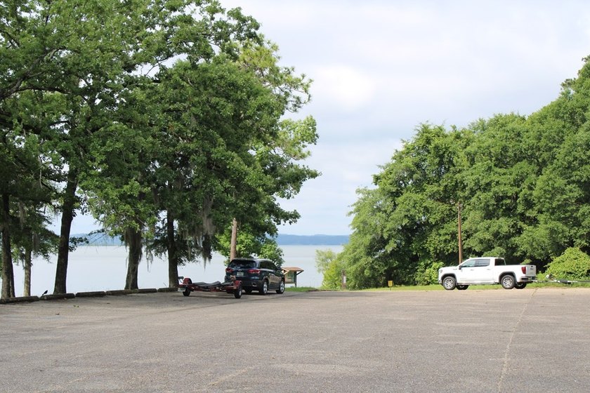 Reduced price!!!!!!!!! Beautiful large lot on 1.49 acres, just - photo 10