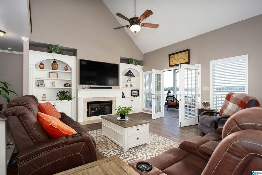 Turnkey Lake Living! With an acceptable offer, this property may - photo 13