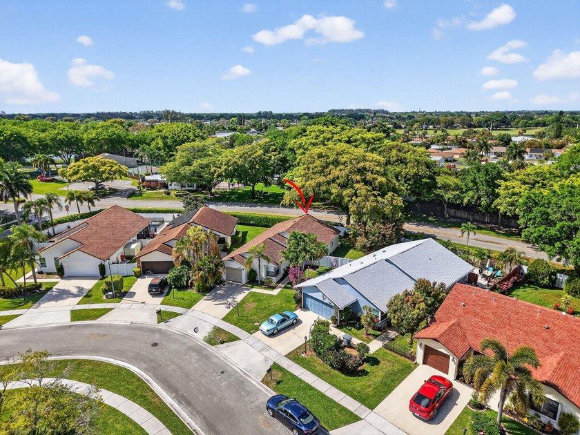 This beautifully renovated 3-bedroom, 2-bath home is tucked away - photo 37