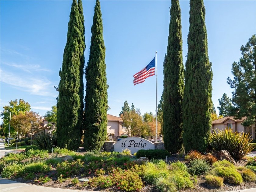 **NEWLY RENOVATED**Tucked into the heart of Carmel Mountain - photo 12