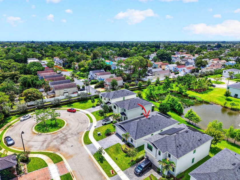 This practically new home has been wonderfully updated and - photo 48