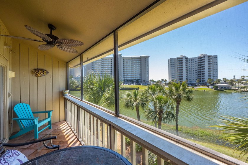 Wake up to layered water views most Seascape buyers only dream - photo 21