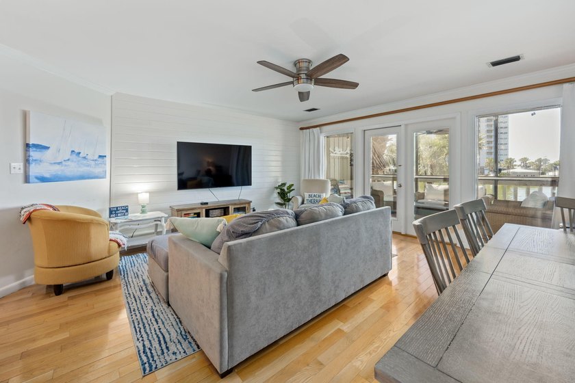 Wake up to layered water views most Seascape buyers only dream - photo 35
