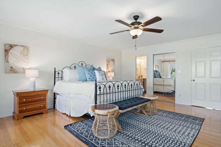 Wake up to layered water views most Seascape buyers only dream - photo 45