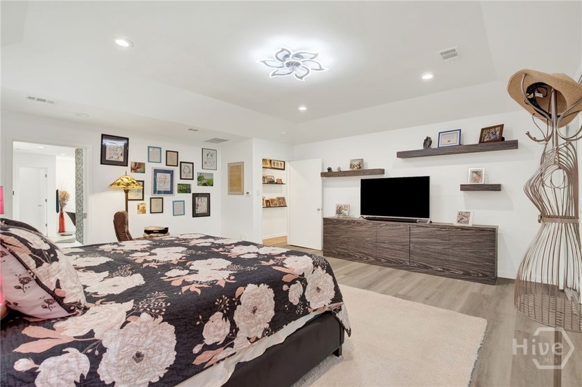 This is where life gets better! Located in The Landings, within - photo 52